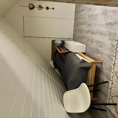 アパート Two-bedroom With Loft *